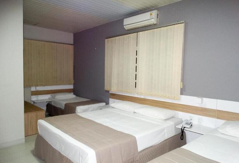 豪华三人间, Riviera Pantanal