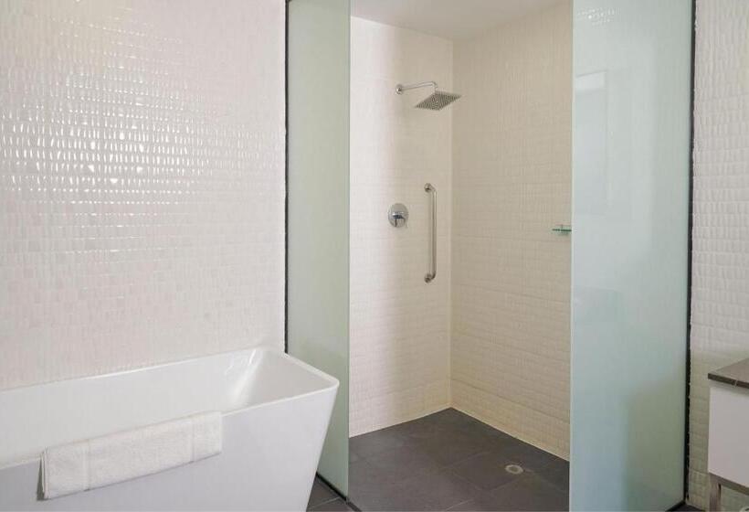 Студия Стандарт Вид на Город, Sortis Hotel, Spa & Casino, Autograph Collection