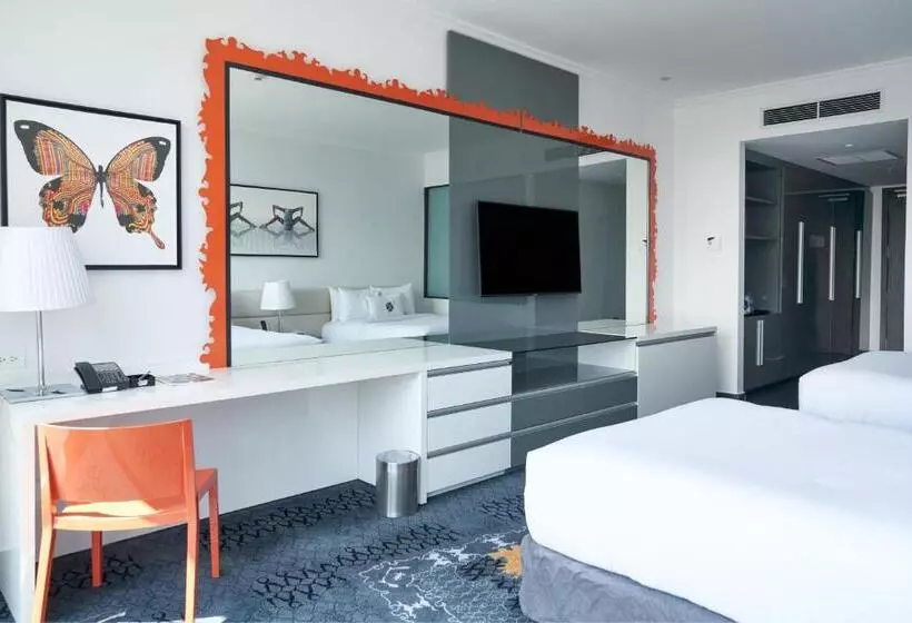 Deluxe Room City View