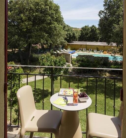 Номер Стандарт Вид на Сад, Logis La Bastide De Grignan Hotel & Restaurant La Chênaie
