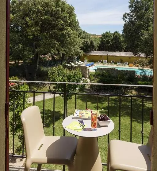 ガーデンビュースタンダードルーム, Logis La Bastide De Grignan Hotel & Restaurant La Chênaie