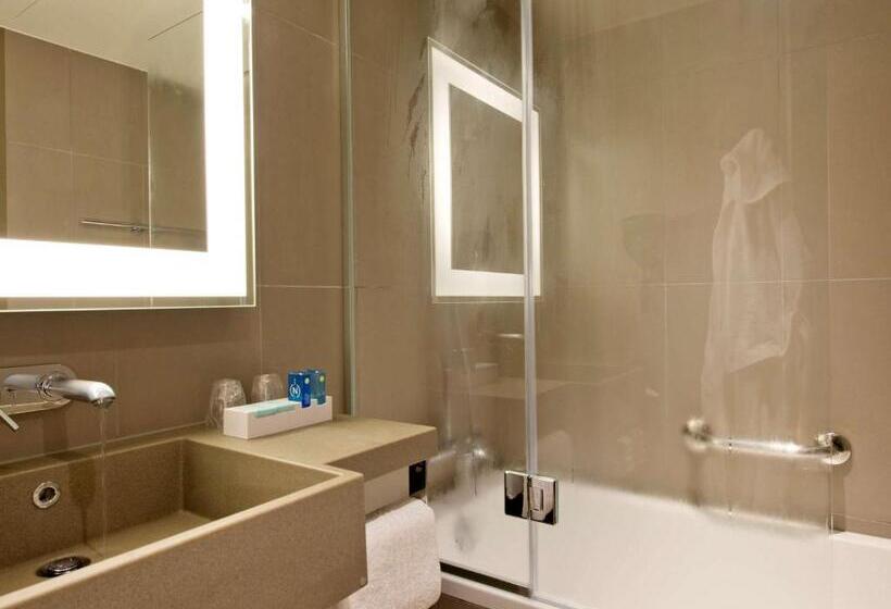 اتاق سوپریور, Novotel Lodz Centrum