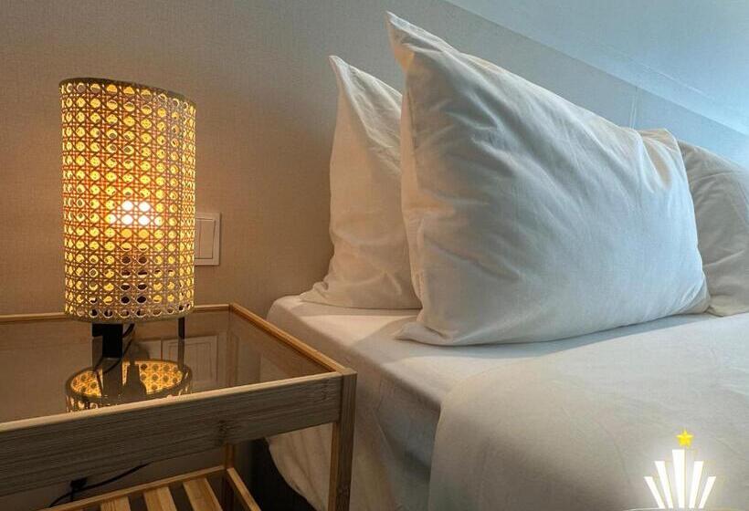 استودیو خانوادگی, The Shore Hotel & Residences By La Vista