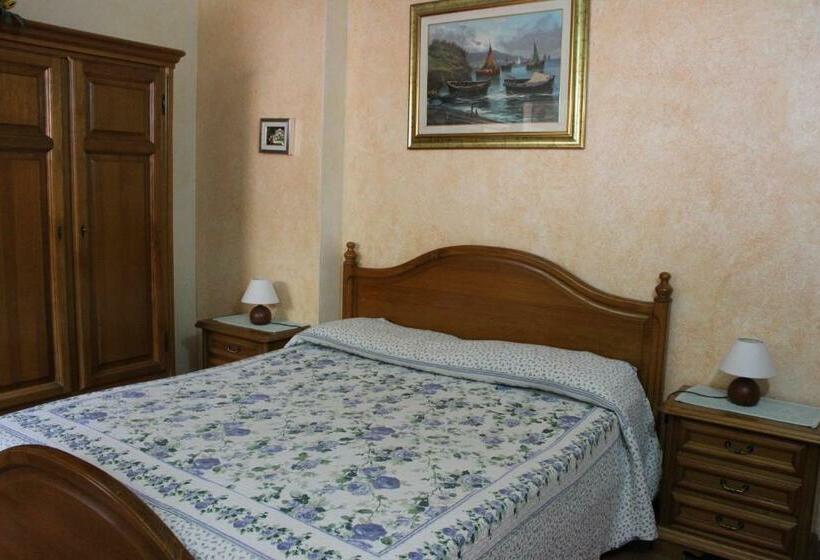 חדר דלוקס, B&b Chorisia