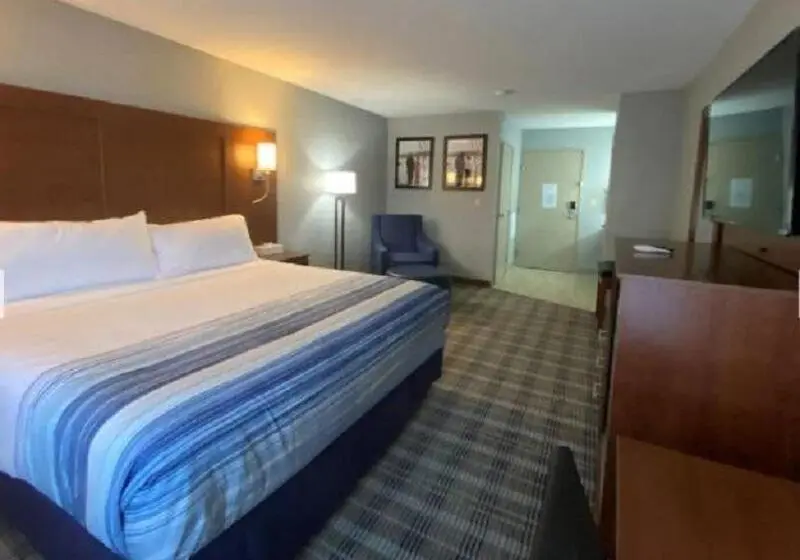 キングサイズベッドのスタンダードルーム, Americinn By Wyndham Williamsburg