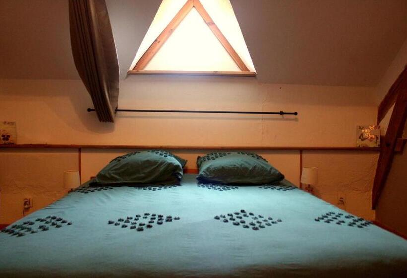 Дом 2 Спальни, The Alpaca B&b