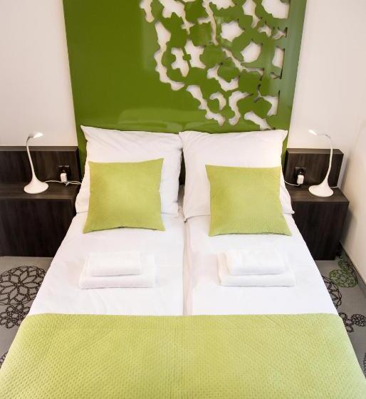 غرفة قياسية, Zacisze