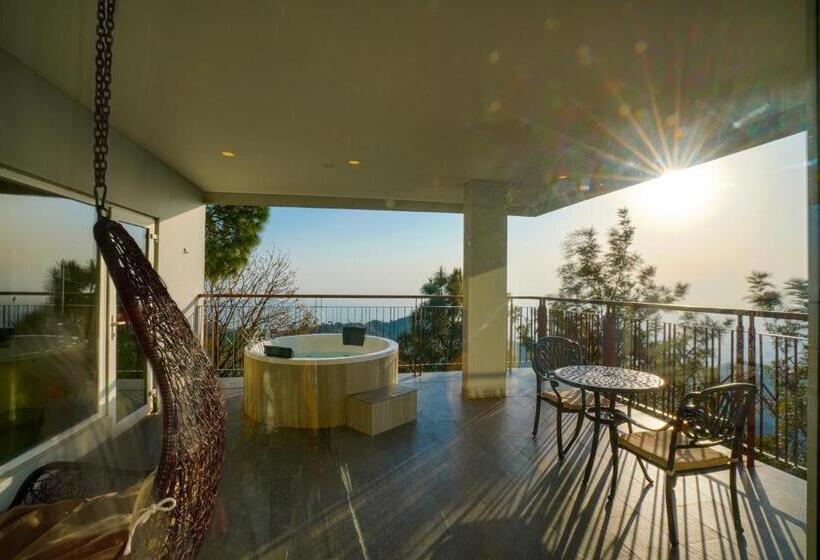 エクゼクティブスイート, Timber Trail Heights And Terraces