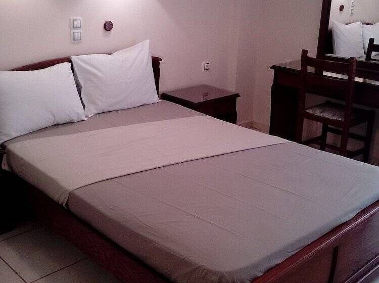 标准间, Romantica