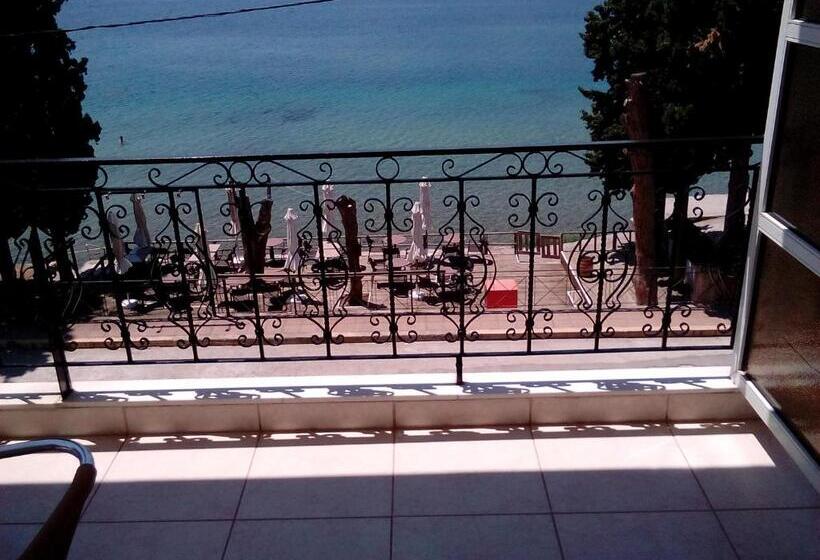 标准间, Romantica