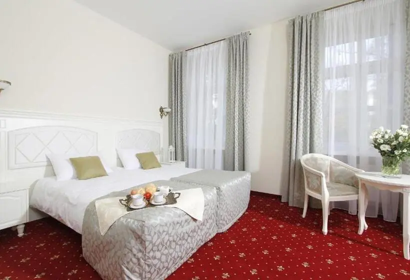 Deluxe-huone Parveke, Lawendowy Dworek