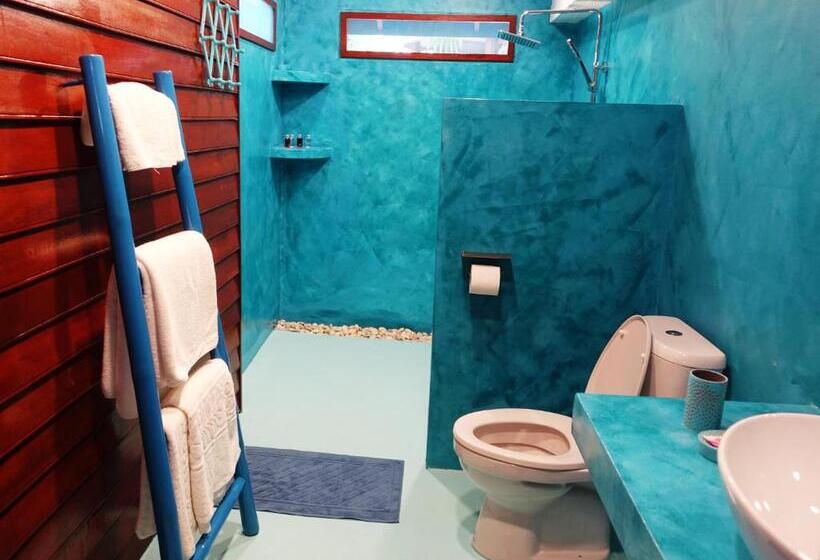 デラックススイート, Baan Kiao