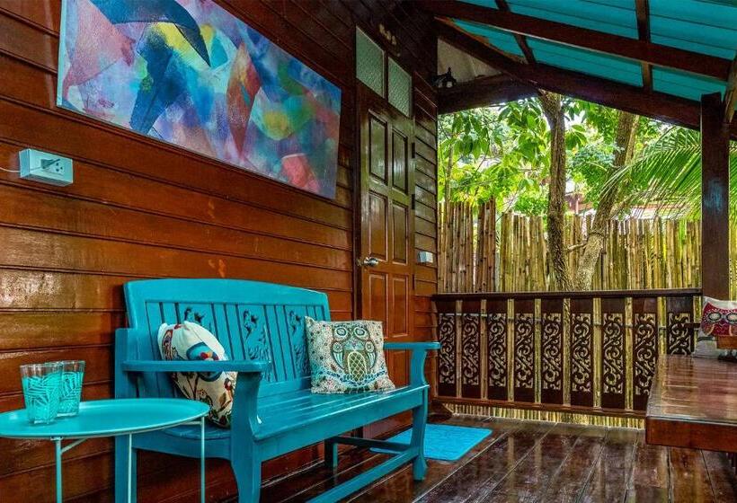 デラックススイート, Baan Kiao