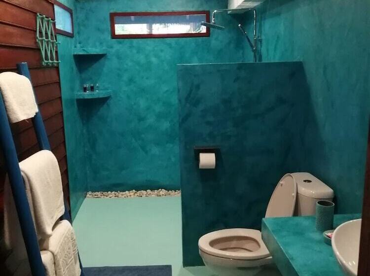 デラックススイート, Baan Kiao