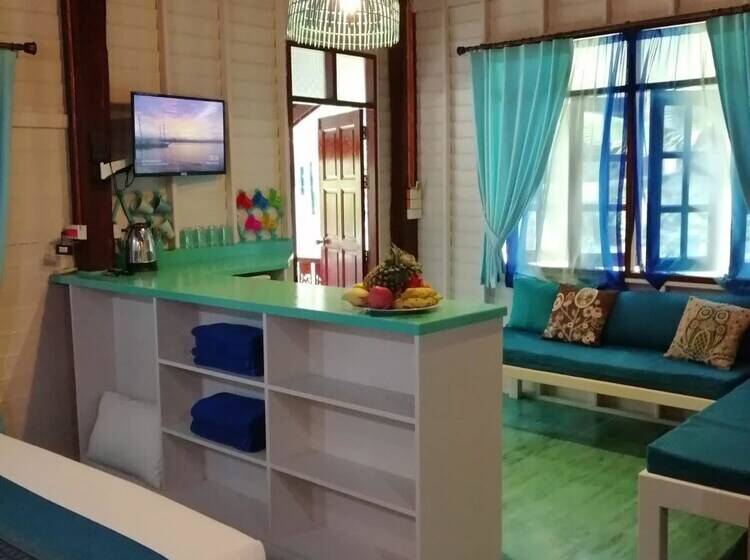 デラックススイート, Baan Kiao