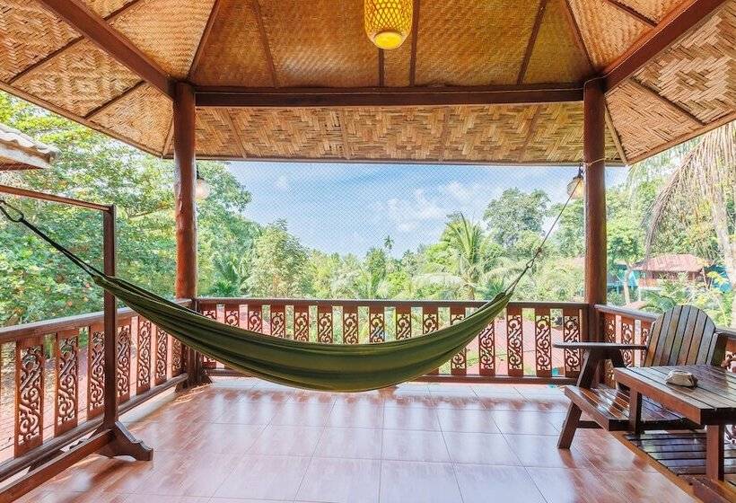 スーペリアーバンガロー, Baan Kiao