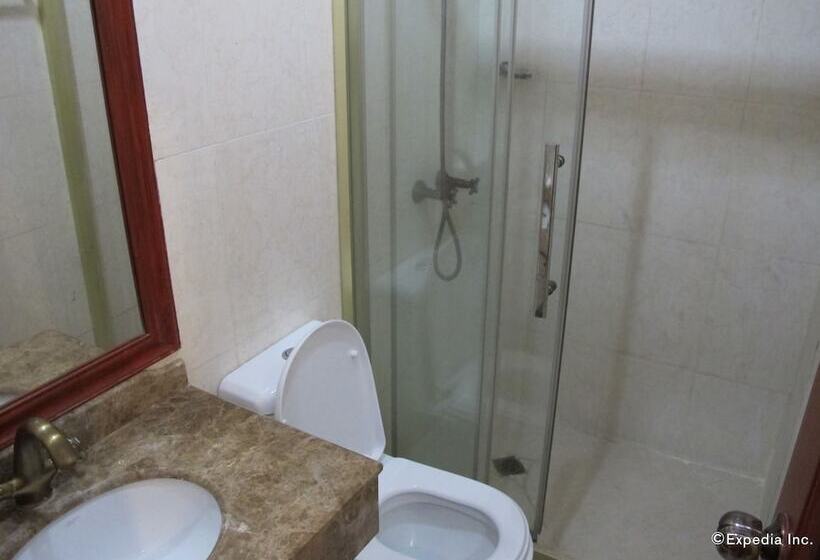 اتاق خانوادگی, Dragon Home Inn