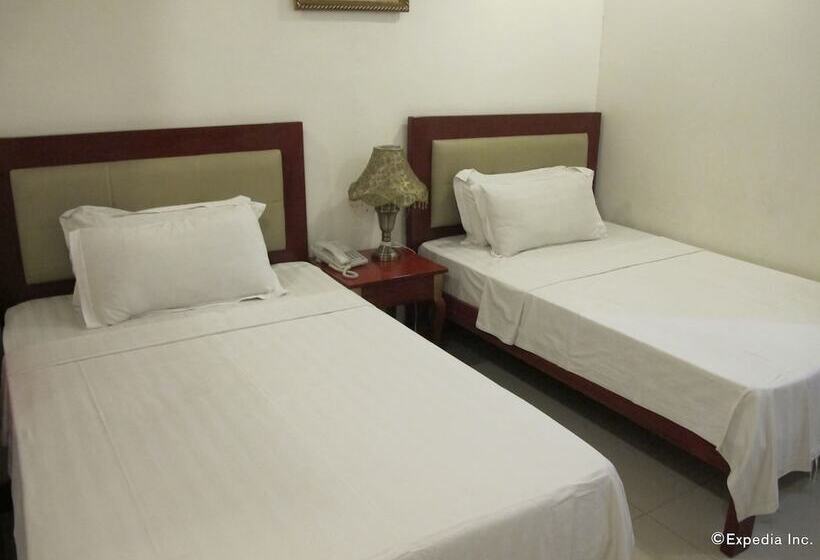 اتاق خانوادگی, Dragon Home Inn