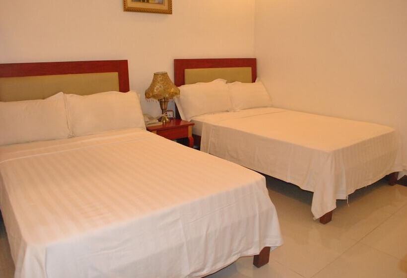 اتاق خانوادگی, Dragon Home Inn