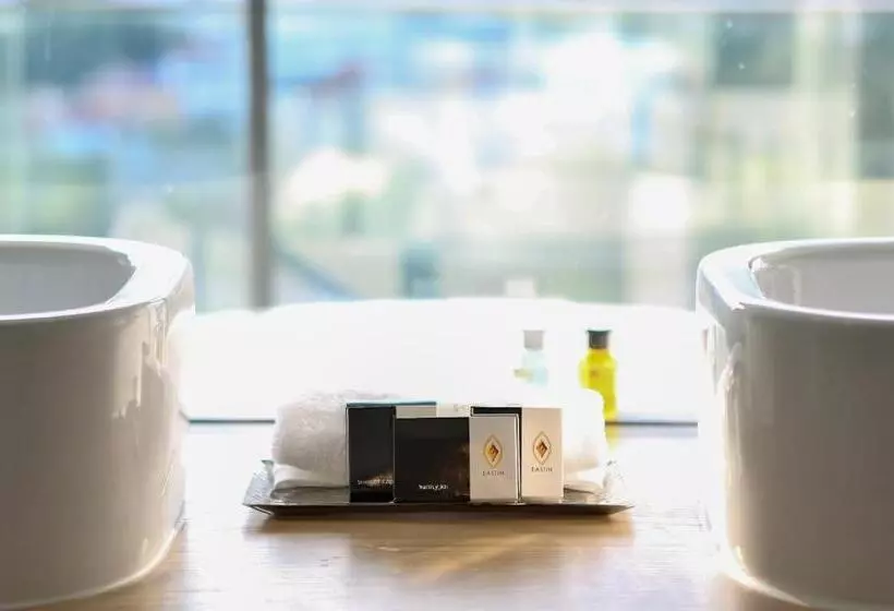 ３ベッドルームデュプレックスアパート, Eastin Tan Hotel Chiang Mai