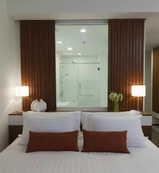 スーペリアールーム, Eastin Tan Hotel Chiang Mai