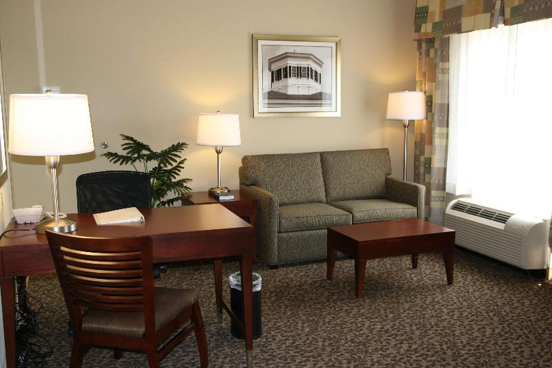 إستوديو قياسى سرير كينج, Hampton Inn & Suites West Point