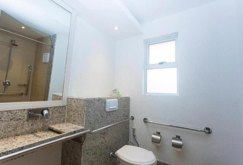 غرفة قياسية سرير كينج لذوى الإحتياجات الخاصة, Holiday Inn Natal, An Ihg