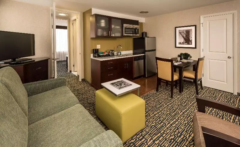 プレミアムスイート, Homewood Suites by Hilton Chicago Downtown / Magnificent Mile