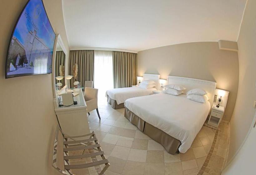 غرفة ديلوكس ثلاثية مطلة على البحر, L'abbaye