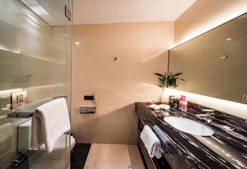 غرفة قياسية سرير كينج لذوى الإحتياجات الخاصة, Ramada Changzhou North