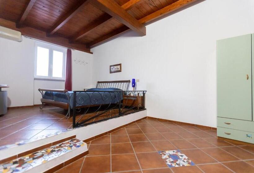 آپارتمان 2 خوابه, Residence Emarine