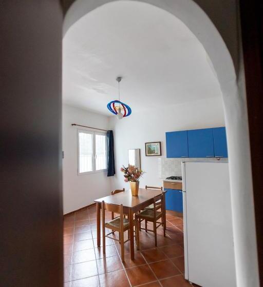 آپارتمان 2 خوابه, Residence Emarine