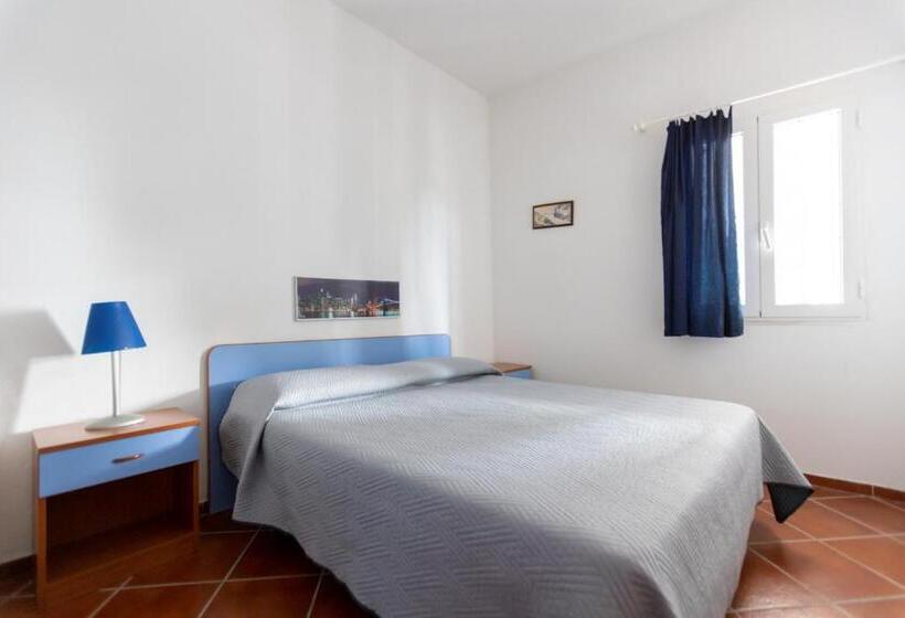 آپارتمان 2 خوابه, Residence Emarine