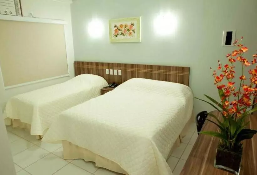 Chambre Triple Standard, Serras