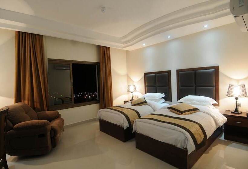 اتاق لوکس, Tetra Tree