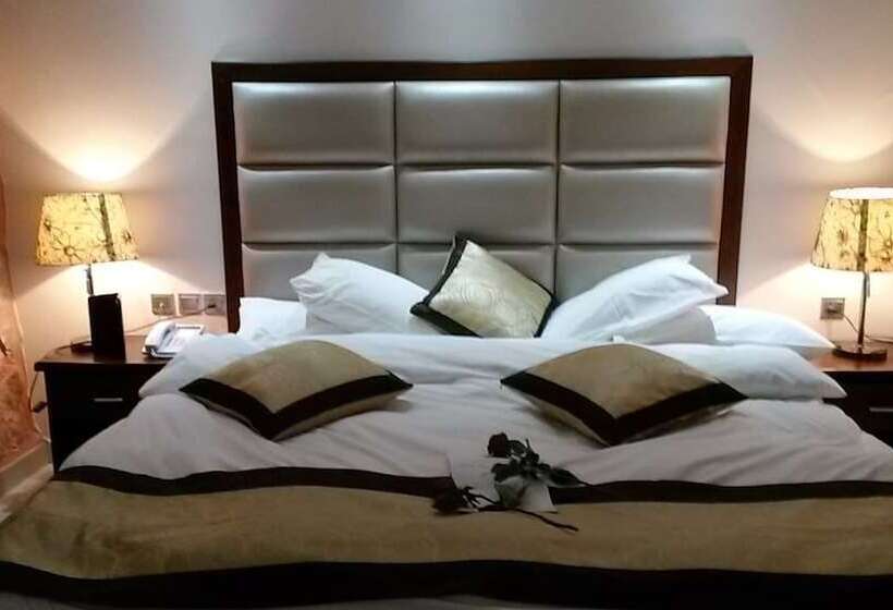 اتاق لوکس, Tetra Tree