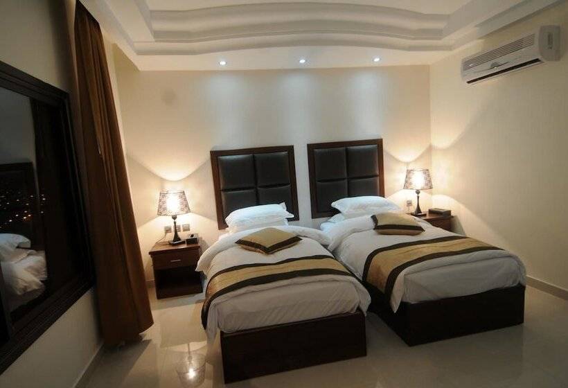 اتاق استاندارد سه نفره, Tetra Tree