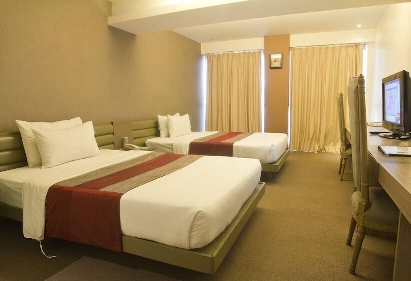 اتاق سوپریور, The E Hotel Makati