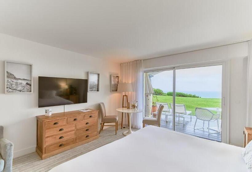 غرفة قياسية مطلّة علي البحر, Villa L'arche