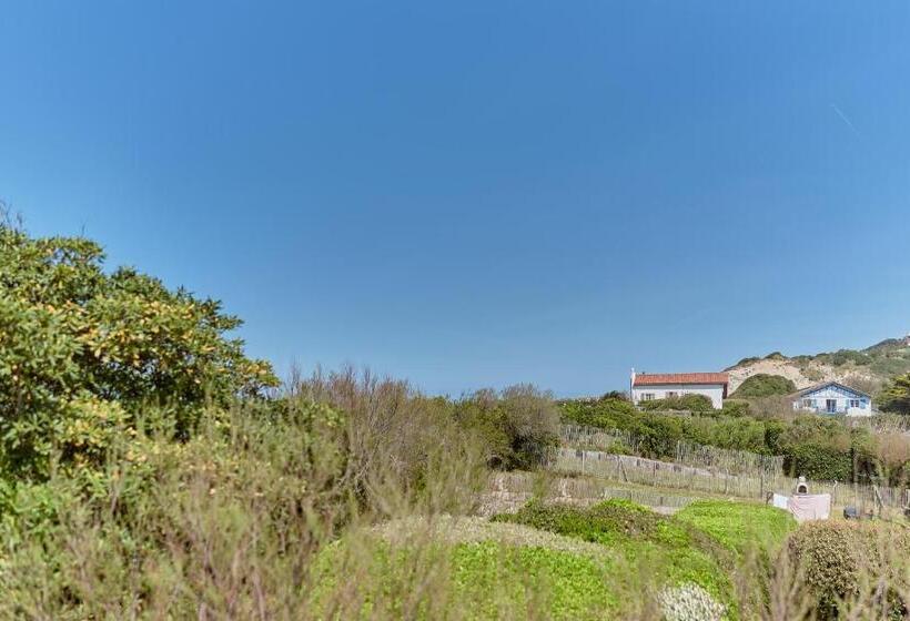 غرفة قياسية مطلة على المدينة, Villa L'arche