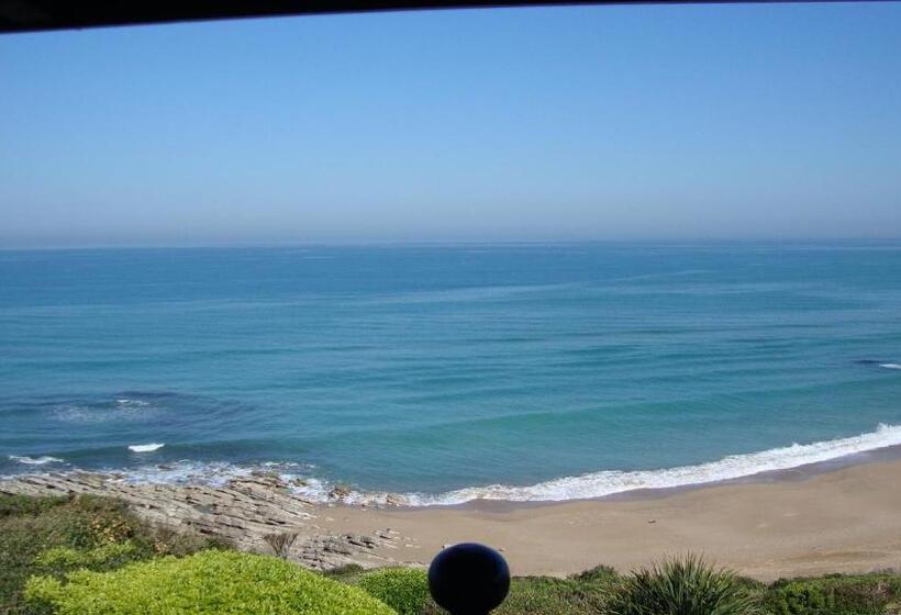 شقة غرفة واحدة, Villa L'arche