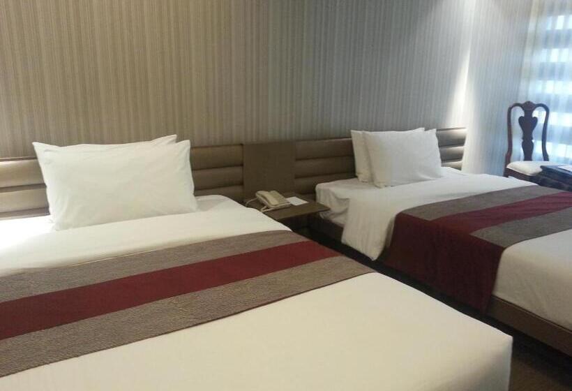 اتاق لوکس, The E Hotel Makati