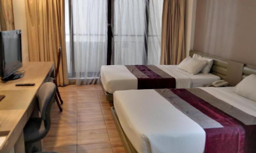 اتاق لوکس, The E Hotel Makati