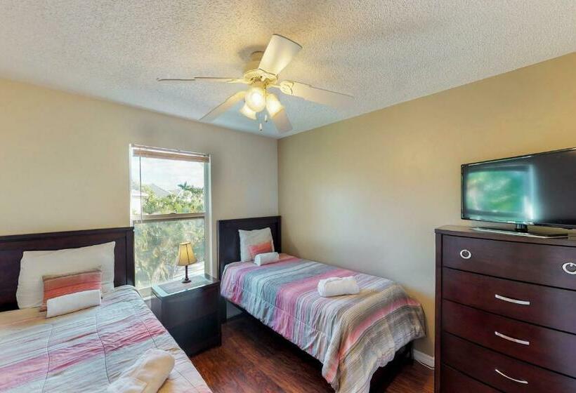 شقة 3 غرف, North Beach Village 27