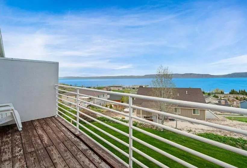 ２ベッドルームアパートメント, Harbor Village Lakeview Condo 9023