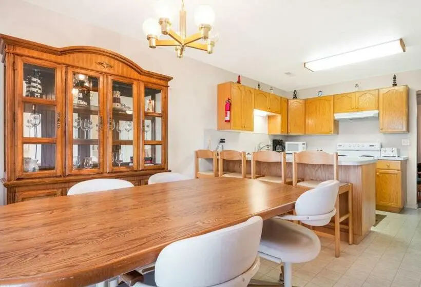 ２ベッドルームアパートメント, Harbor Village Lakeview Condo 9023