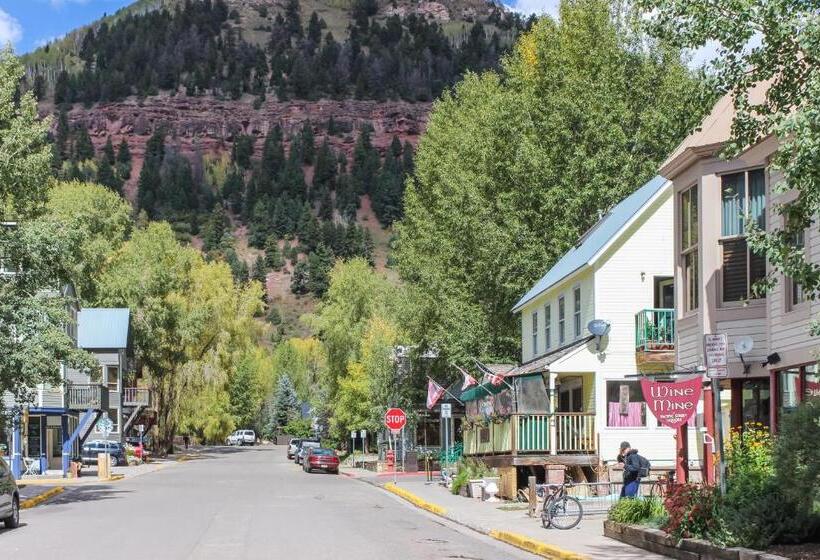 １ベッドルームアパートメント, Viking Lodge B218