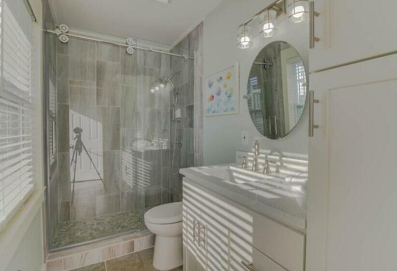 Studio Standard, 104 Inlet Sands Condo