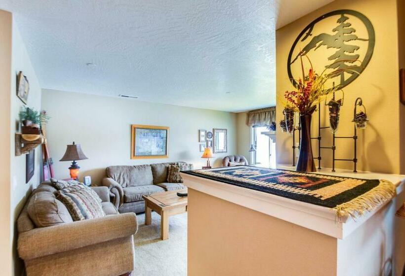 2ベッドルームアパートメント, Lazy On The Lakefront