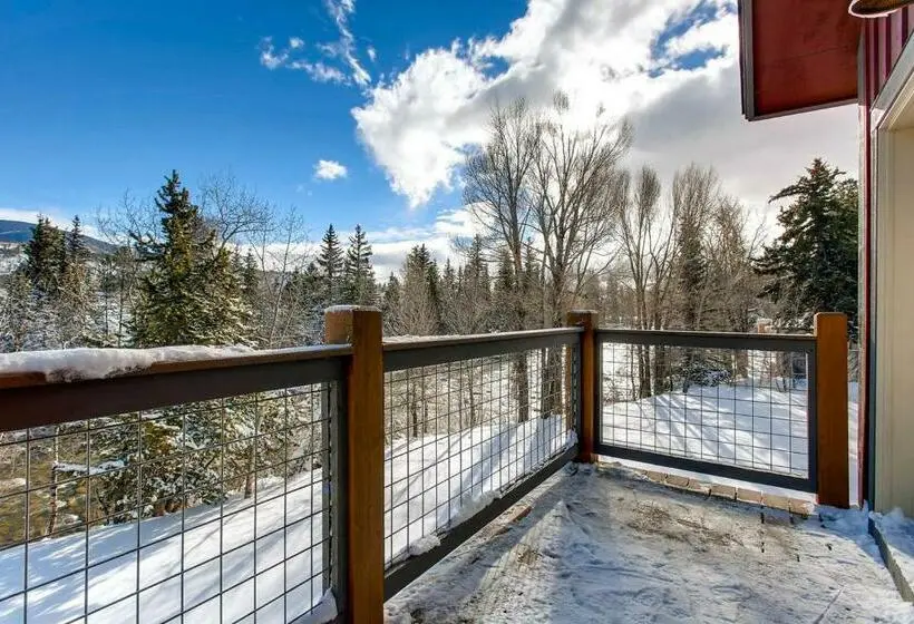 3ベッドルームアパートメント, Blue River Condo Unit 203